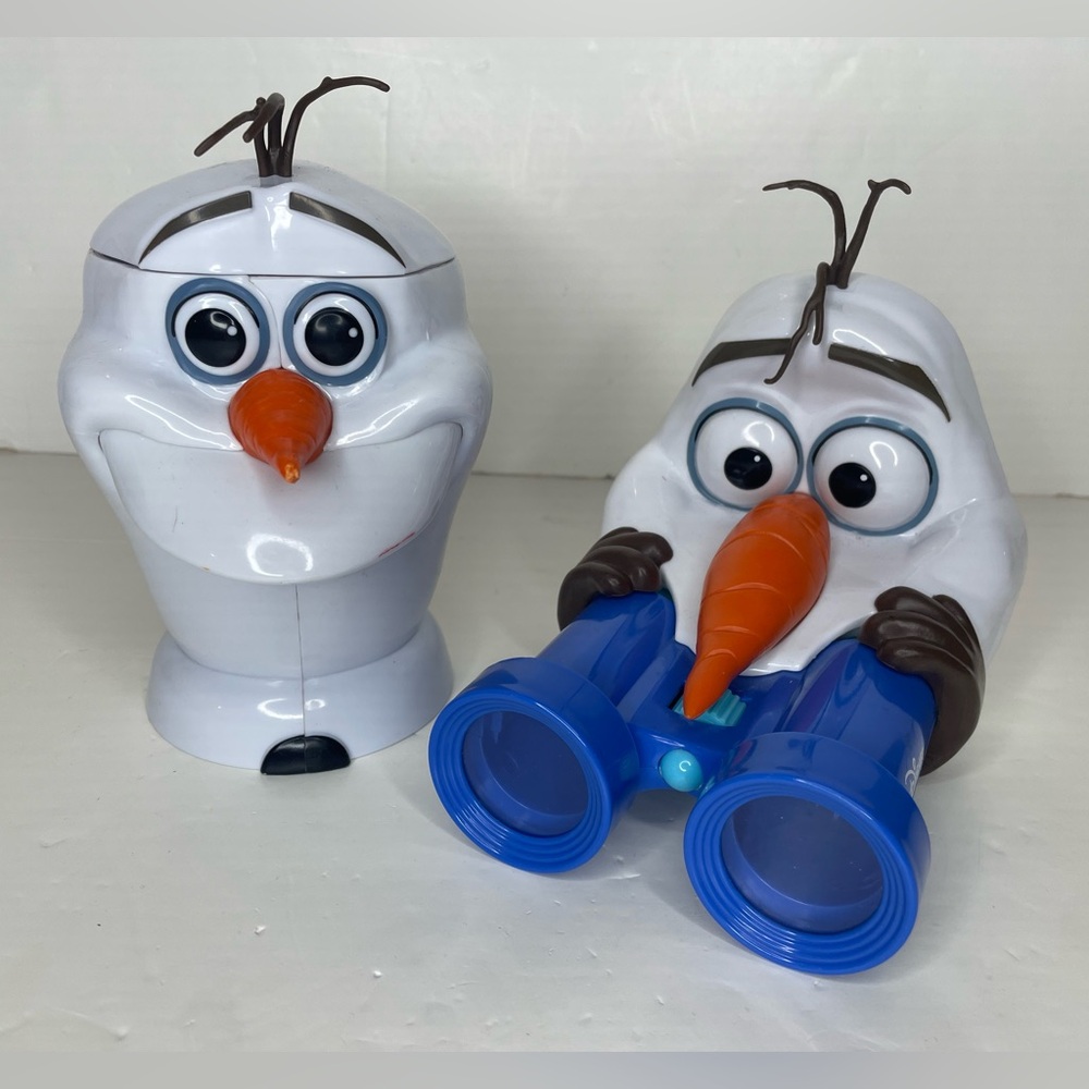 Disney on ice Olaf cup and binoculars